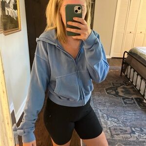 Aritzia boyfriend hoodie